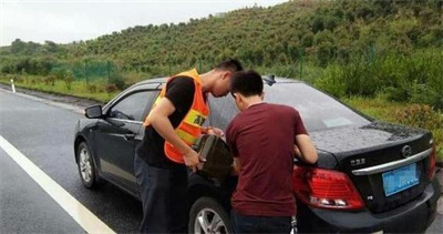 泽普汽车送油送水